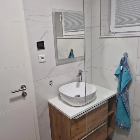 Moderne Am Kasseler Stadtrand Apartment